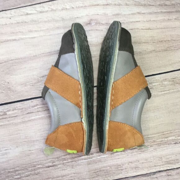 NIB Pipit Toddler Suede Shoes - Jack - Brown Stone Size 7 NIB - Picture 5 of 8